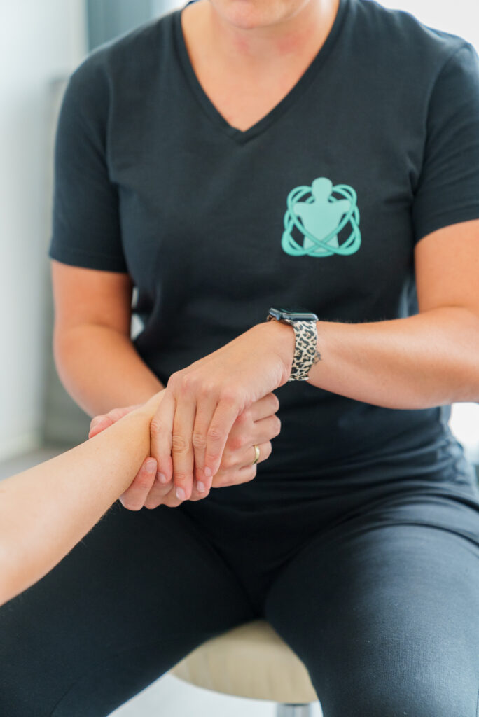 Ergotherapie bei der physioAesthetic Ludwigsburg - Ergotherapie, Physiotherapie, Krankengymnastik, Osteopathie, Manueller Therapie und Wellness Asperg, Neckarweihingen, Ossweil, Schlösslesfeld, Hoheneck, Möglingen, Freiberg, Marbach, Benningen